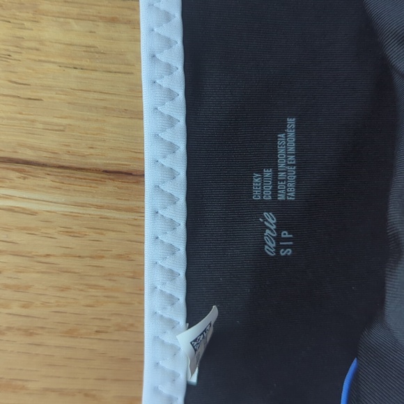 Aerie. String Cheeky Bikini Bottom. Size Small. - Picture 5 of 6